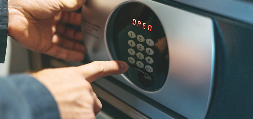 Cash Safe Openers in Malibu, California