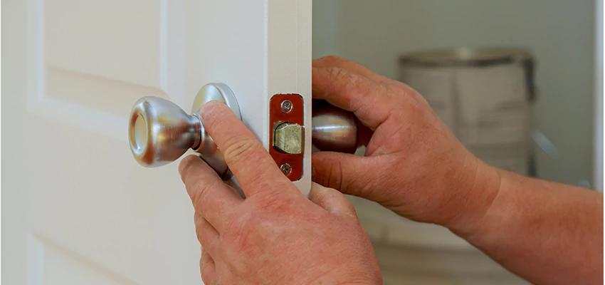 AAA Locksmiths For lock Replacement in Malibu, California
