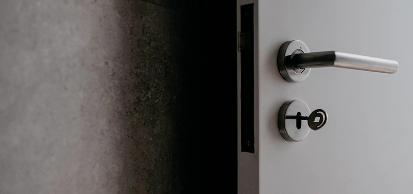 Front Door Handle Repair And Installation in Malibu, CA