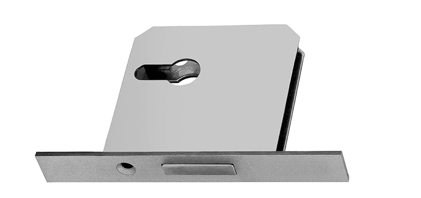 Fix A Deadbolt Door Lock in Malibu, California